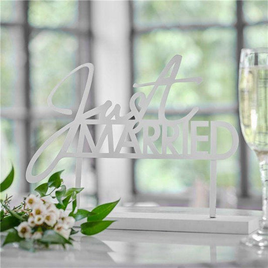 Contemporary Wedding Mr & Mrs Metal Table Sign